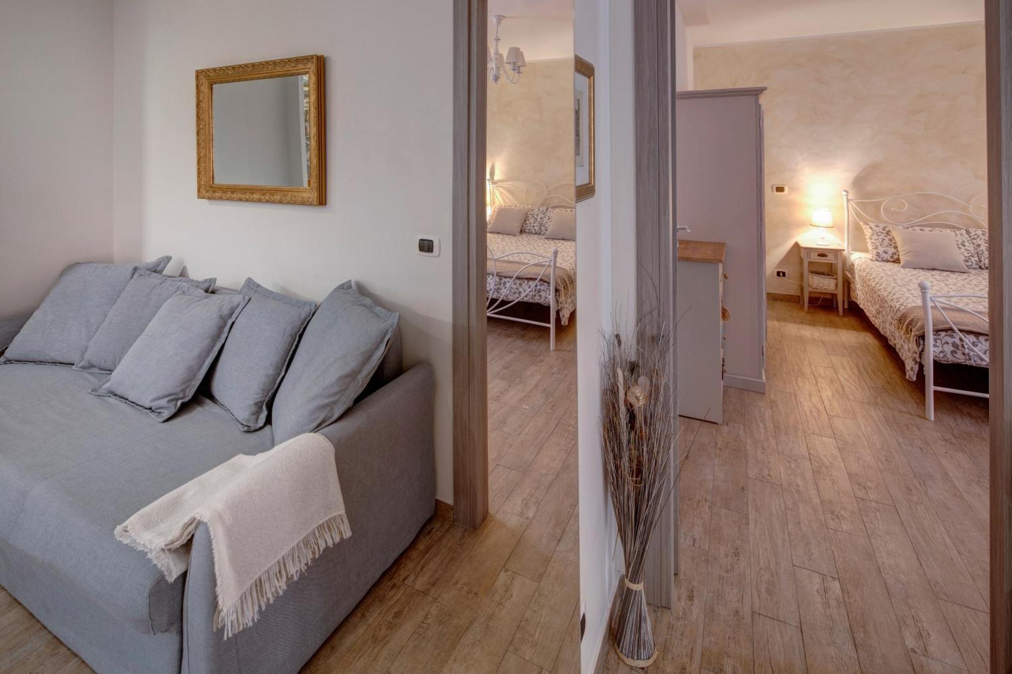Le Bicocche Di Joyce - Luxury And Parking Nearby Trieste Exterior foto