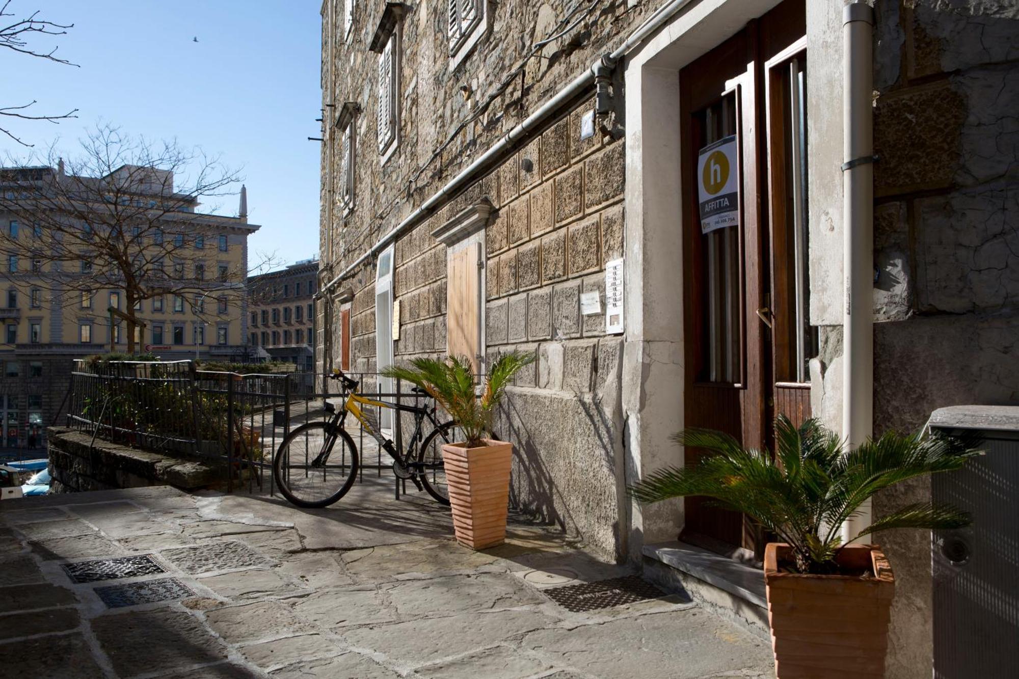 Le Bicocche Di Joyce - Luxury And Parking Nearby Trieste Exterior foto